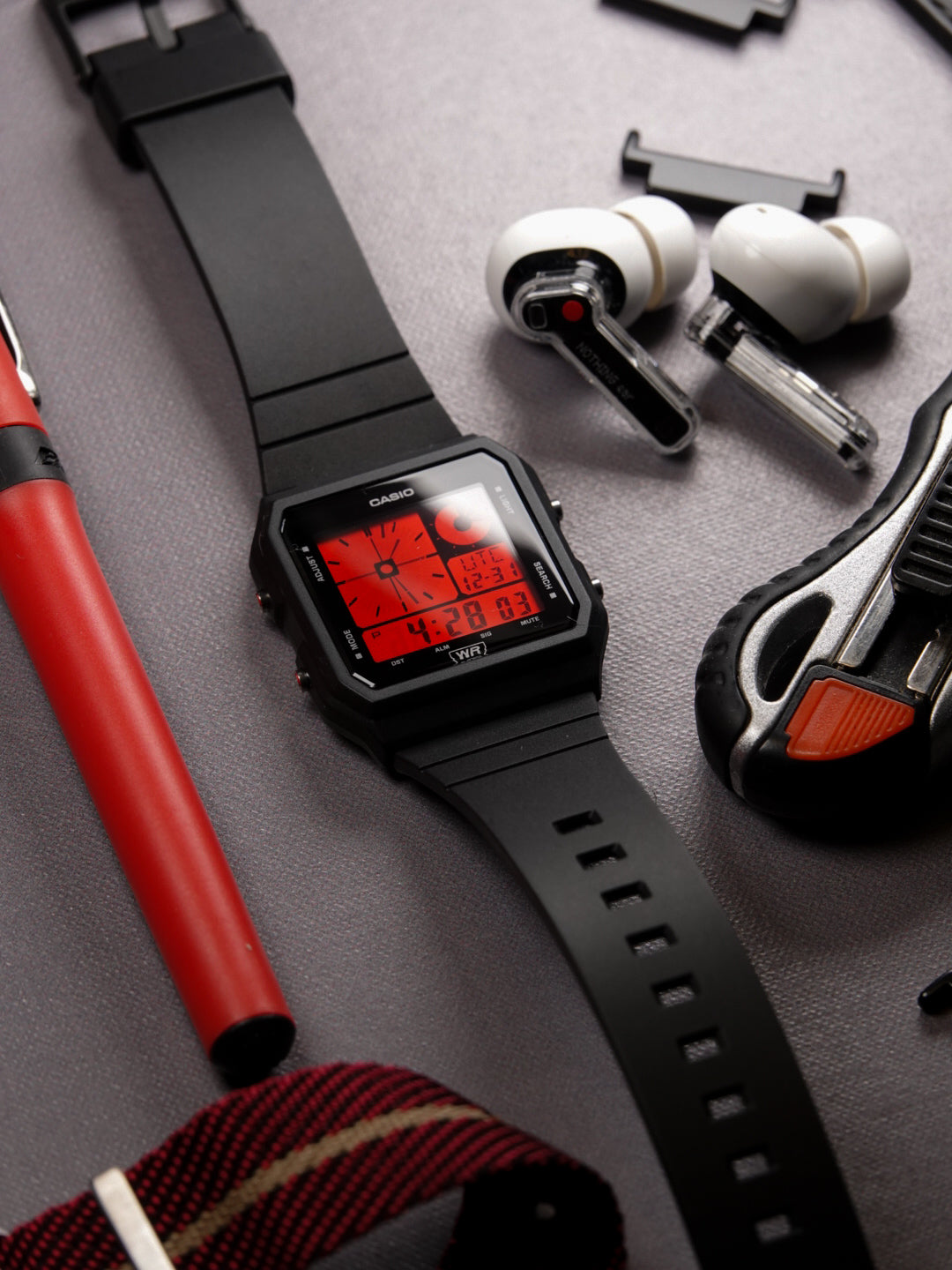 Shutter RED LF20 - Modified Casio Watch