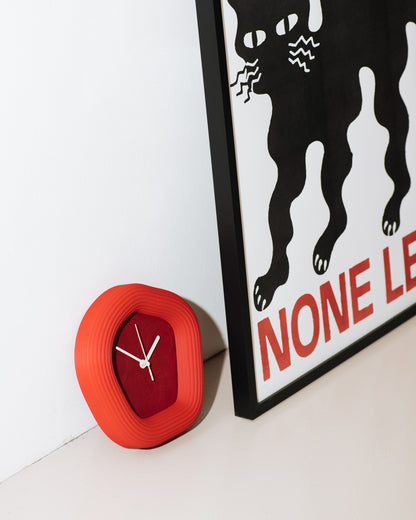 Wallie Dark Red