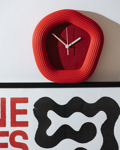 Wallie Dark Red