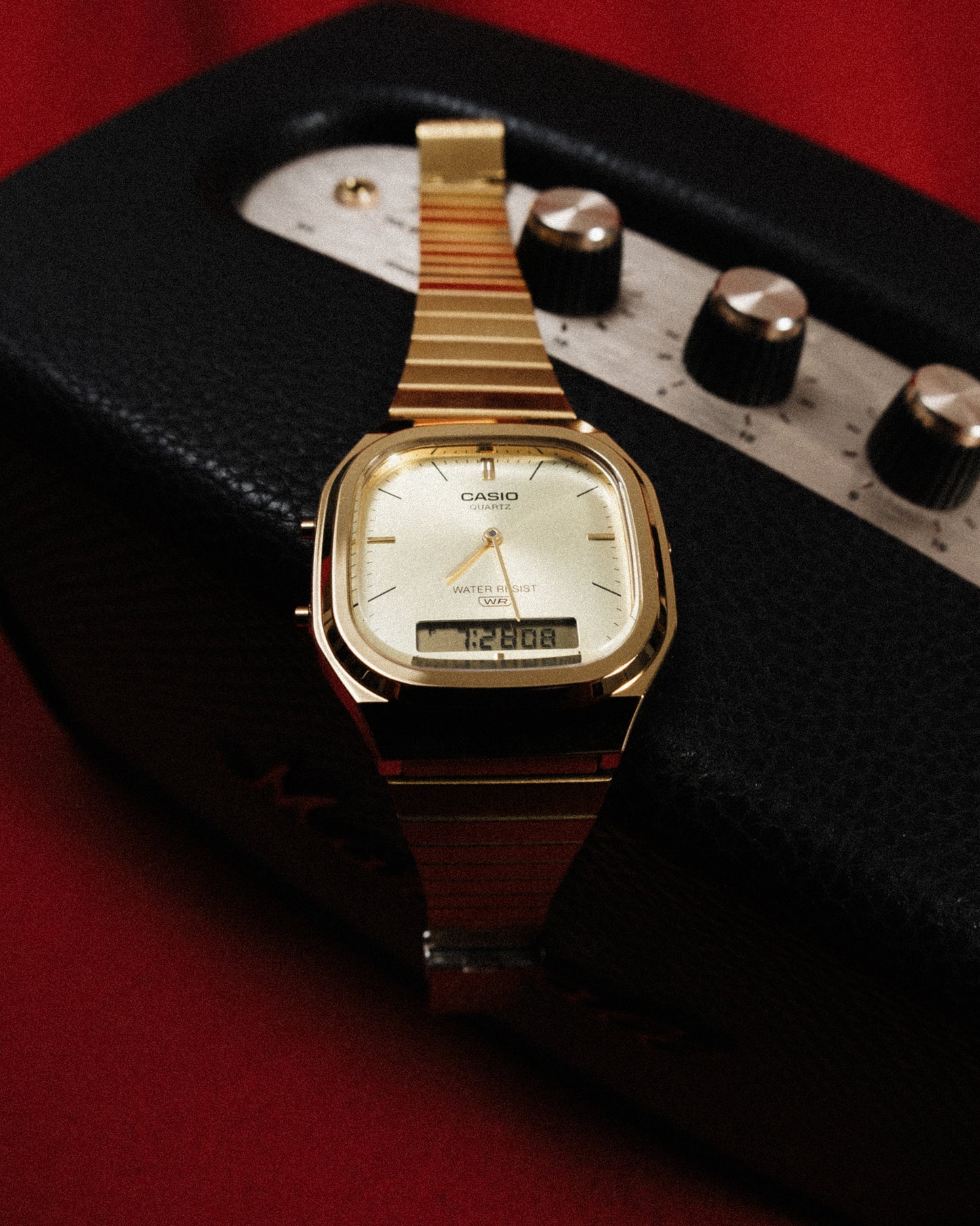 CASIO VINTAGE AQ-240EG