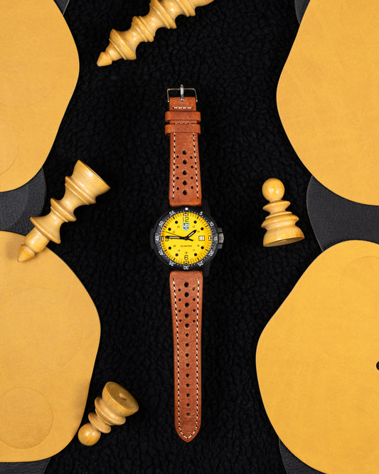 Light Brown Racing Leather Watch Strap – 22mm – Perforated Vintage Rally Style Band – Genuine Leather Watch Bracelet – Motorsport Strap