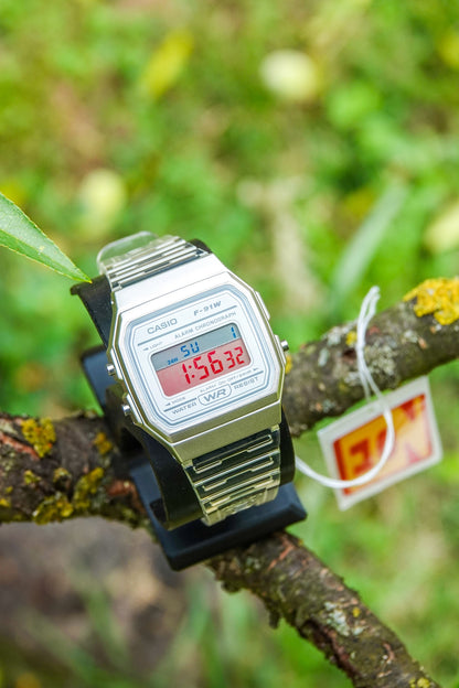 Seaside Clear F-91 - Modified Casio Watch