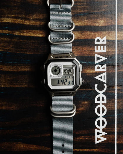 Polar Blue Royale AE-1200 – Modifizierte Casio-Uhr