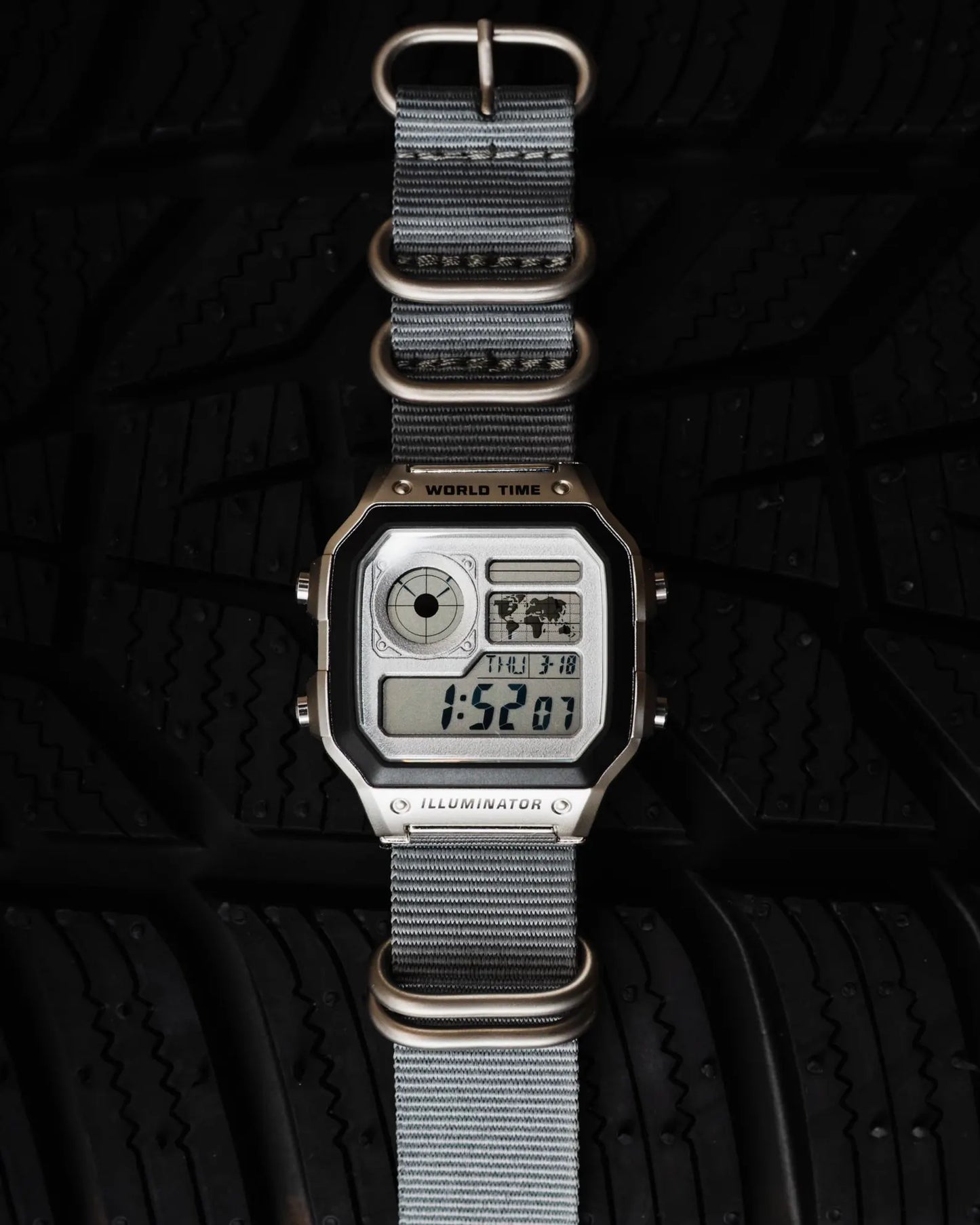 Polar Blue Royale AE-1200 – Modifizierte Casio-Uhr